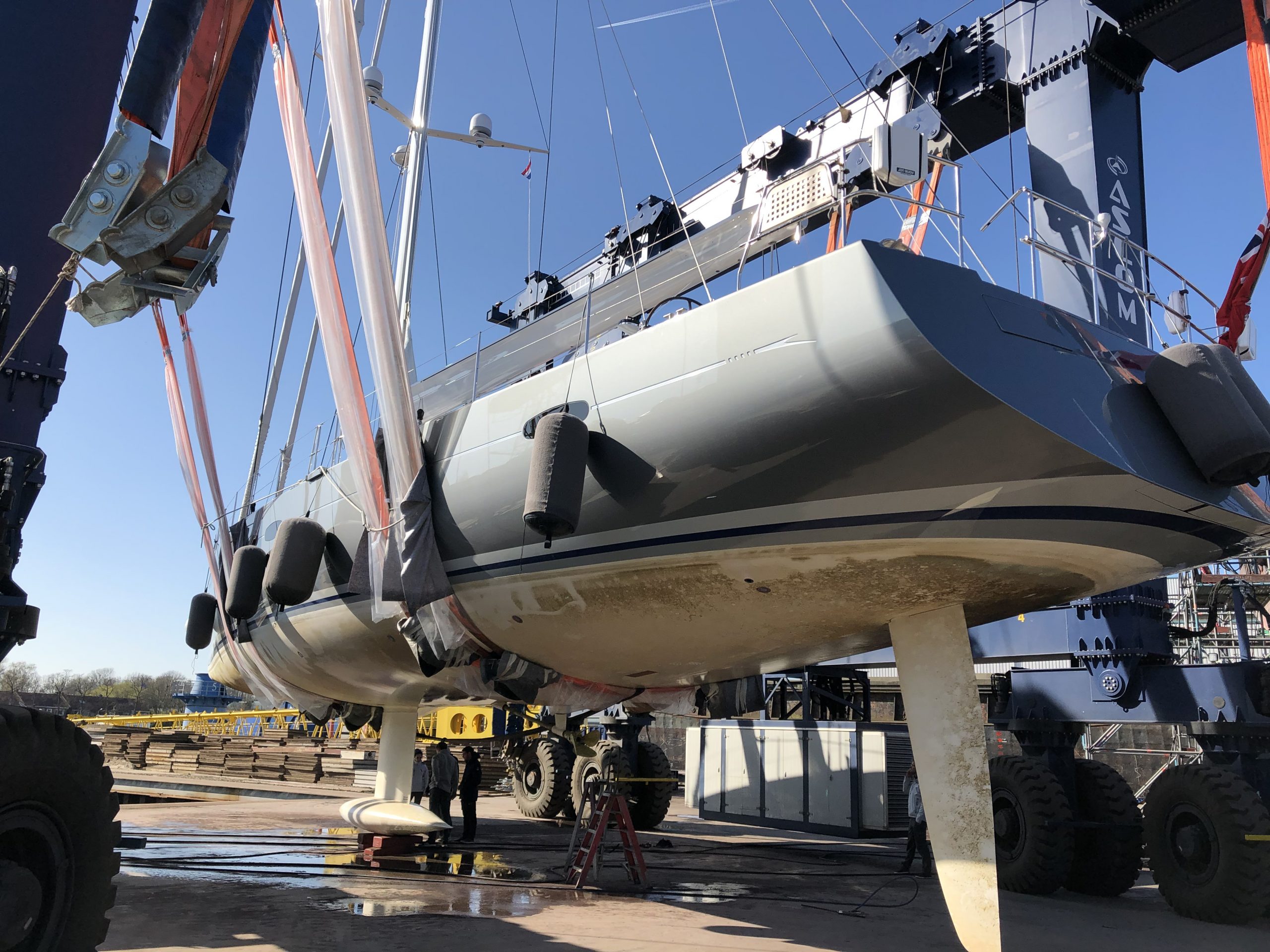 yacht repair services