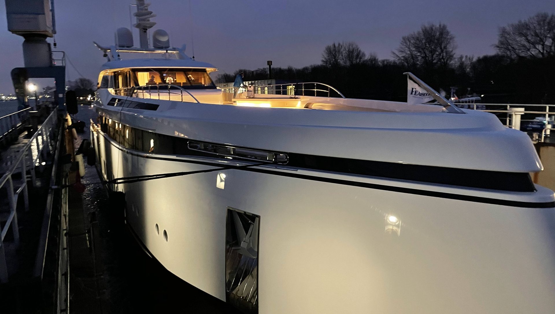 50m | M/Y “Totally Nuts”