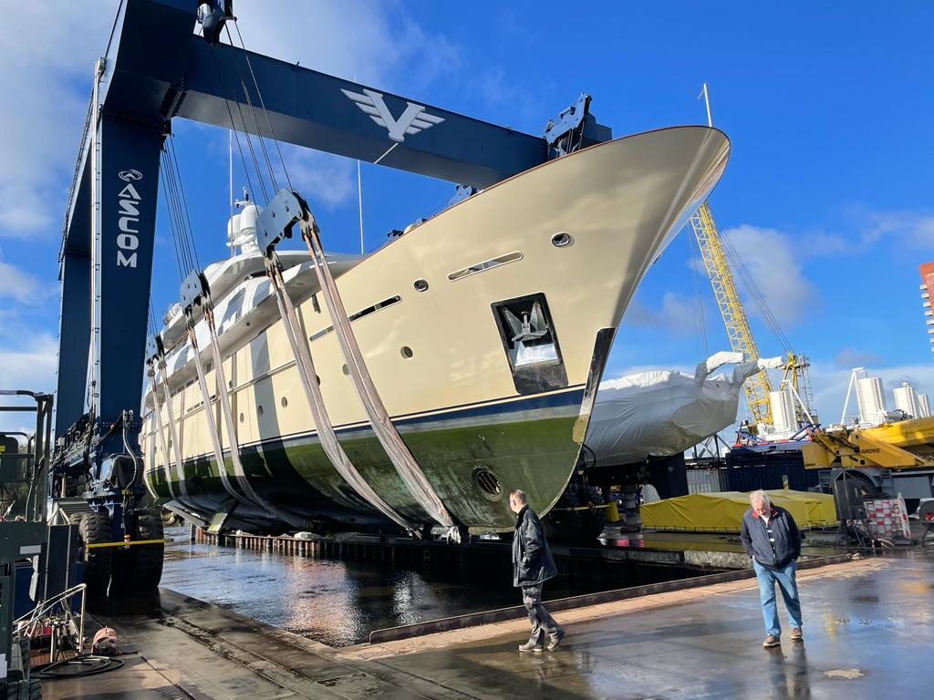 Exterior Refit for yachts